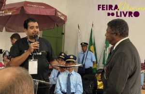 Feira Mineira do Livro em Lafaiete é palco de entrega histórica de dossiê para título de Patrimônio da Humanidade