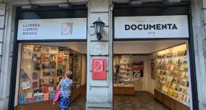Editora Lisboa promove grande lançamento literário na histórica Libreria Documenta em Barcelona com a presença de mais de trinta autores