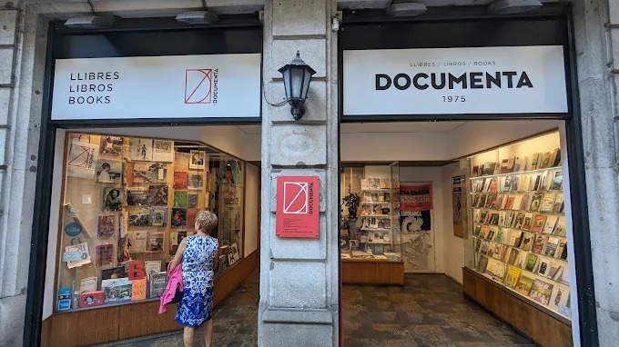 Editora Lisboa promove grande lançamento literário na histórica Libreria Documenta em Barcelona com a presença de mais de trinta autores